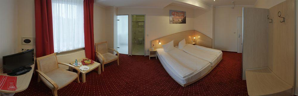 Plaza Inn Hamburg Moorfleet Екстериор снимка