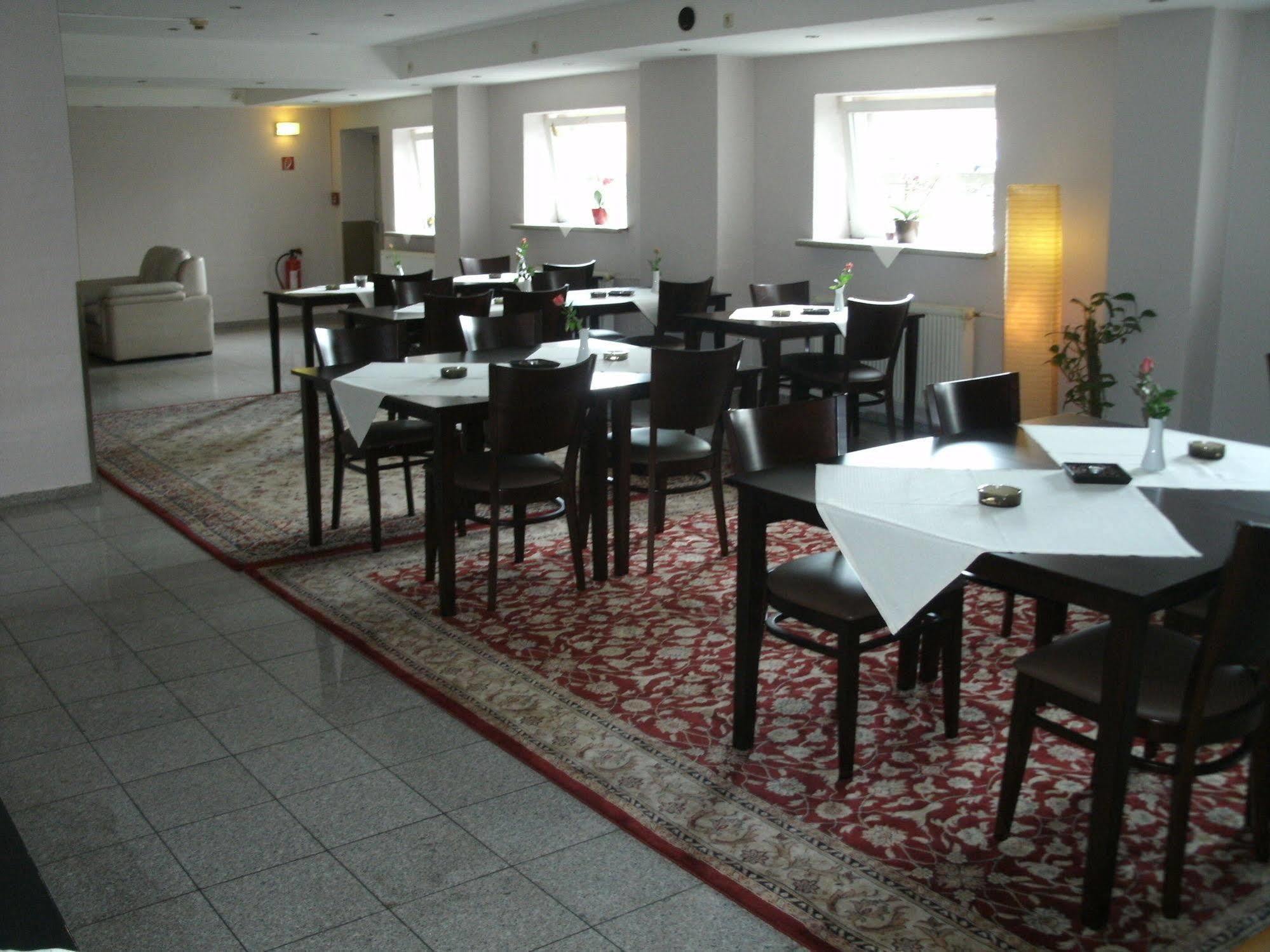 Plaza Inn Hamburg Moorfleet Екстериор снимка