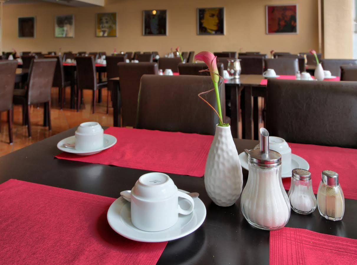 Plaza Inn Hamburg Moorfleet Екстериор снимка